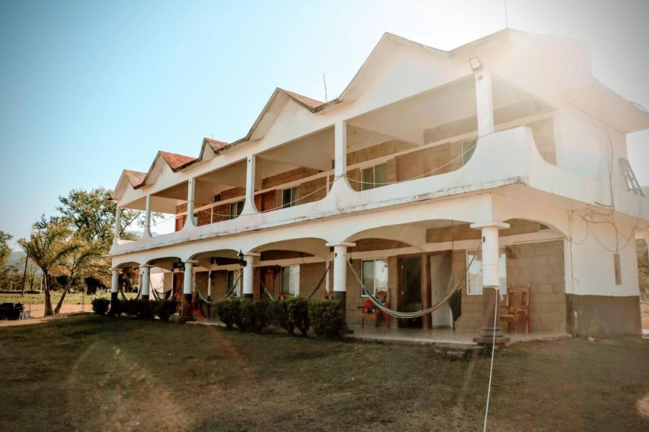 Hotel Y Restaurante El Texano Tamasopo Exteriér fotografie