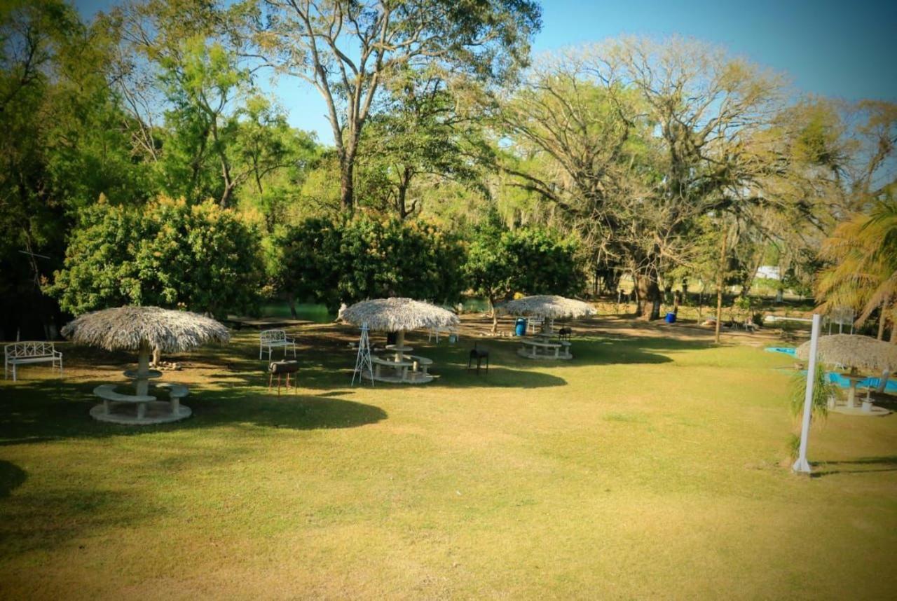Hotel Y Restaurante El Texano Tamasopo Exteriér fotografie