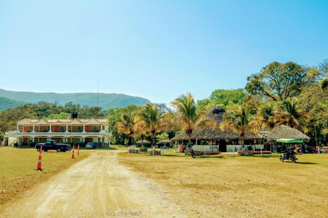 Hotel Y Restaurante El Texano Tamasopo Exteriér fotografie